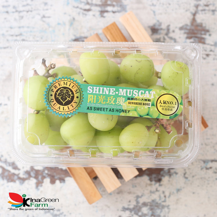 Inagreen Farm Bandung Buah Anggur Hijau Shine Muscat Premium 500 Gram