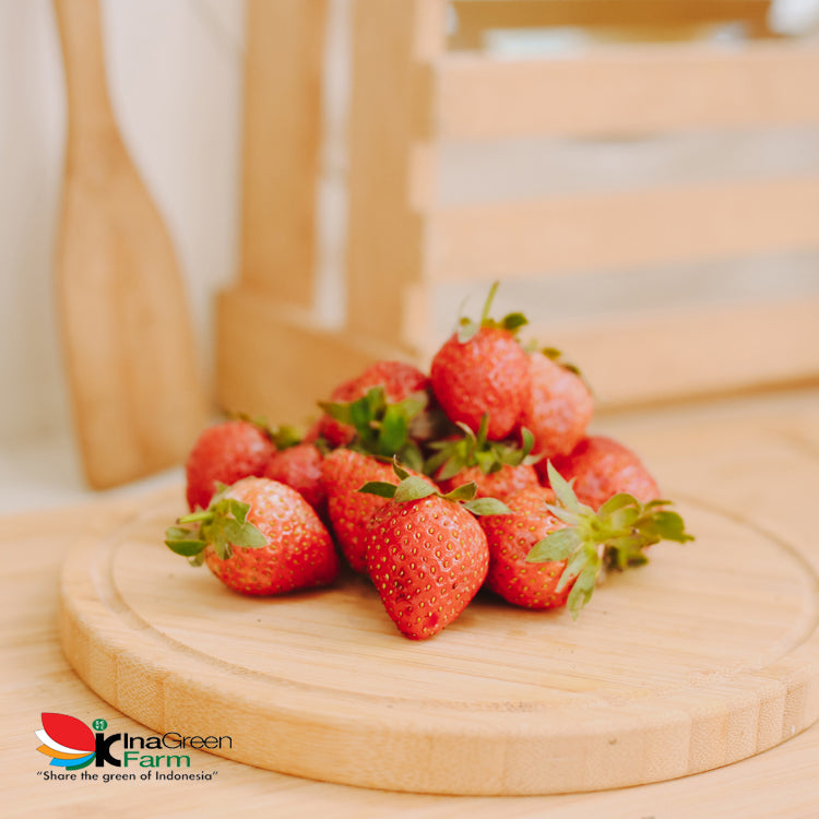 Inagreen Farm Bandung Strawberry Fresh 250 Gram